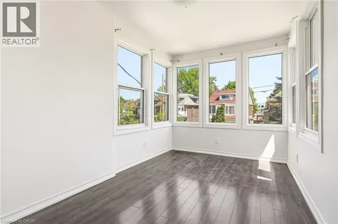 48 Glendale Avenue South Hamilton ON L8M 3E8