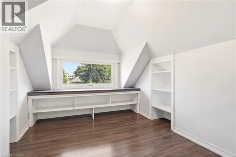 48 Glendale Avenue South Hamilton ON L8M 3E8