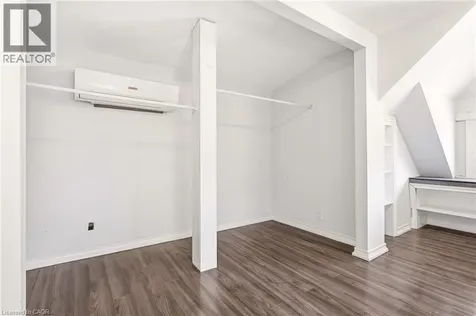 48 Glendale Avenue South Hamilton ON L8M 3E8