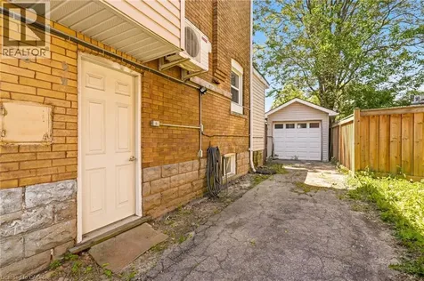 48 Glendale Avenue South Hamilton ON L8M 3E8