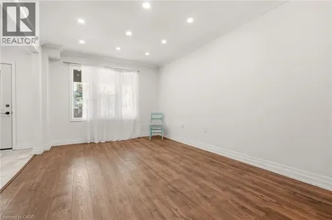 48 Glendale Avenue South Hamilton ON L8M 3E8