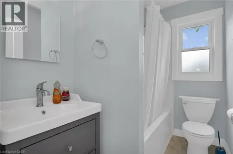 27 St George Street St. Catharines ON L2M 5P4