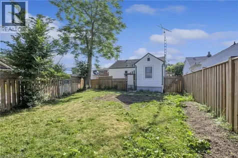 27 St George Street St. Catharines ON L2M 5P4