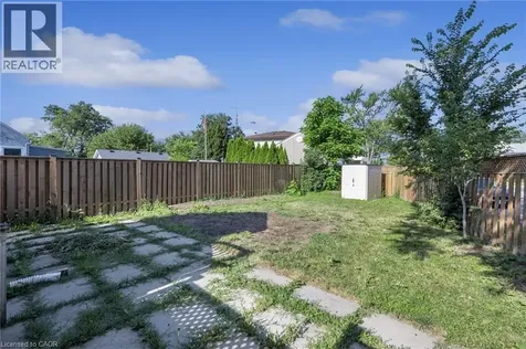 27 St George Street St. Catharines ON L2M 5P4
