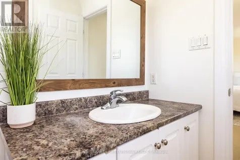 187 Glenncastle Drive Ottawa ON K0A 1L0