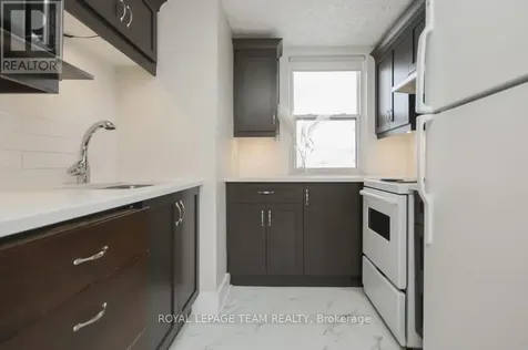12 Woodlawn Avenue Ottawa ON K1S 2S9