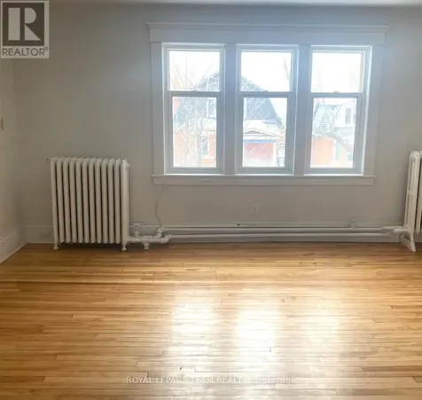 12 Woodlawn Avenue Ottawa ON K1S 2S9