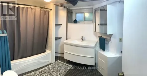 12 Woodlawn Avenue Ottawa ON K1S 2S9