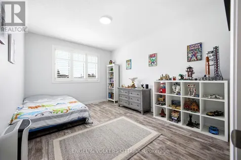252 Rue Des Soldats Riendeau Street Ottawa ON K2J 5Z4