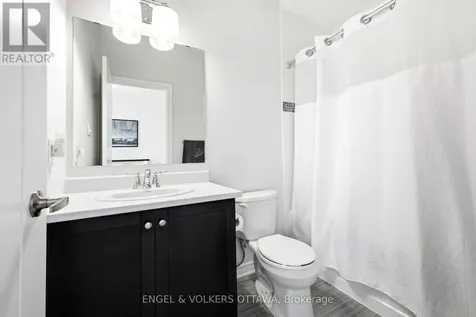 252 Rue Des Soldats Riendeau Street Ottawa ON K2J 5Z4