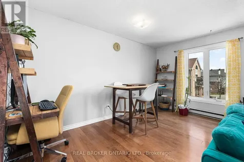 7 Timberview Way Ottawa ON K2H 9M5