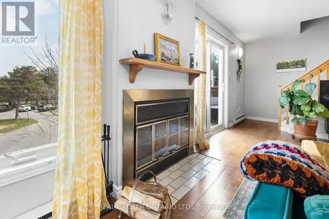 7 Timberview Way Ottawa ON K2H 9M5