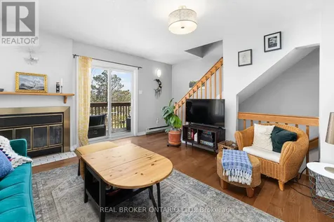 7 Timberview Way Ottawa ON K2H 9M5