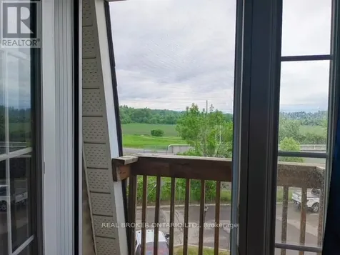 7 Timberview Way Ottawa ON K2H 9M5