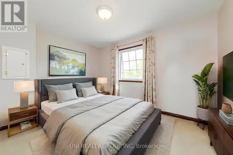 11 Langford Crescent Ottawa ON K2K 2N4