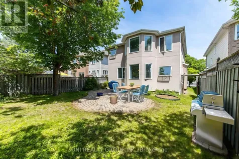 11 Langford Crescent Ottawa ON K2K 2N4