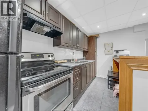 3040 Troup Crescent Windsor ON N8R 0A5