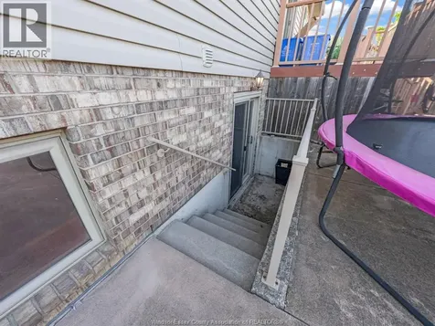 3040 Troup Crescent Windsor ON N8R 0A5