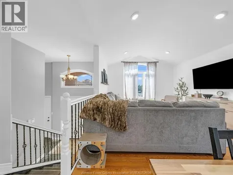 3040 Troup Crescent Windsor ON N8R 0A5