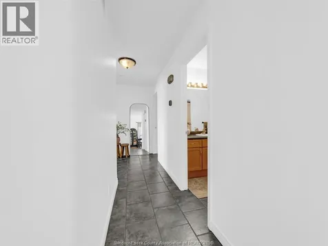 3040 Troup Crescent Windsor ON N8R 0A5