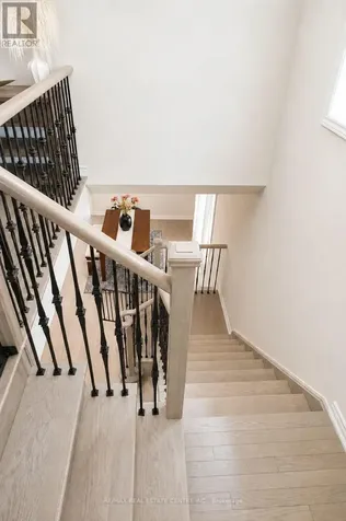 15 Cahill Drive Brantford ON N3T 0V5