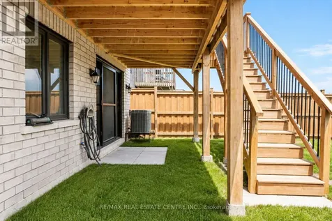 15 Cahill Drive Brantford ON N3T 0V5