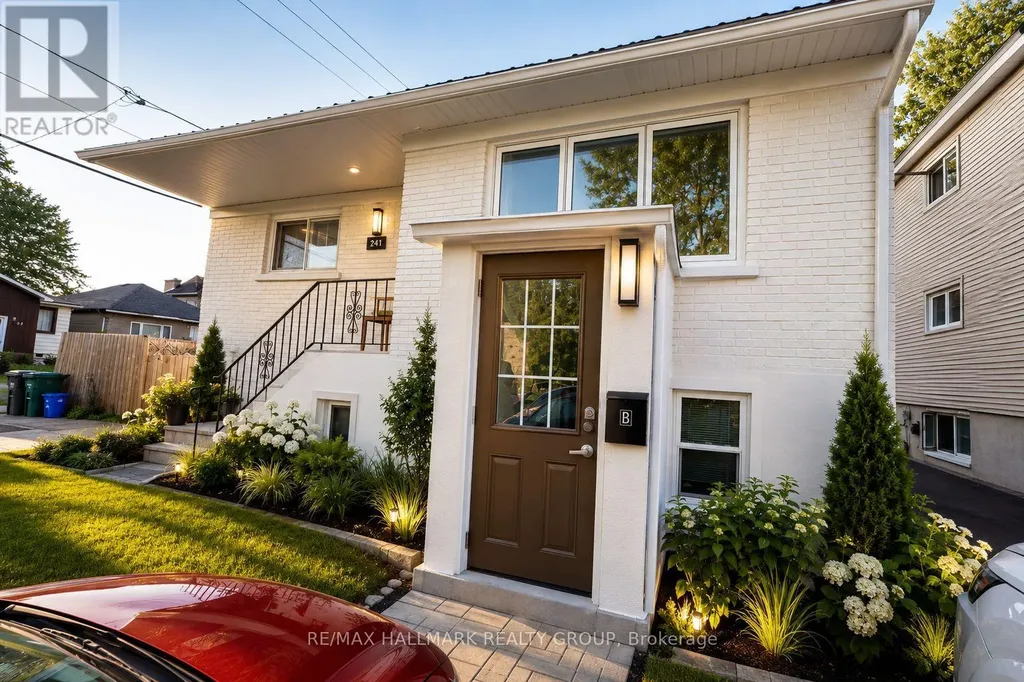 241 Ferland Street Ottawa ON K1L 7T5