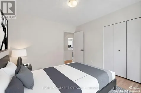 1862 Sharel Drive Ottawa ON K1H 6W4