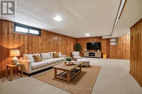 1862 Sharel Drive Ottawa ON K1H 6W4