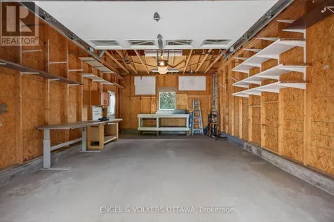 1862 Sharel Drive Ottawa ON K1H 6W4