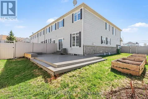836 Kennacraig Private Ottawa ON K2J 5T6