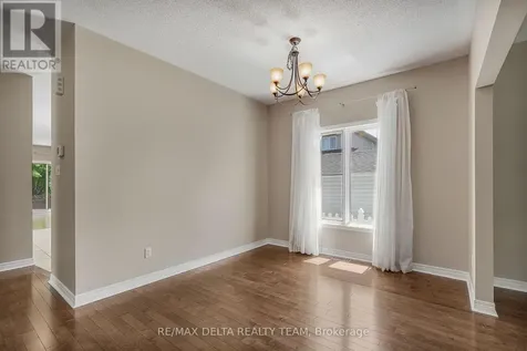 979 Como Crescent Ottawa ON K4A 3Z6
