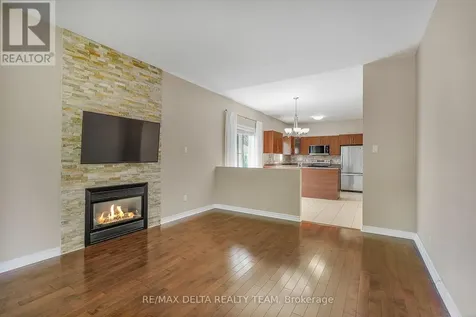 979 Como Crescent Ottawa ON K4A 3Z6