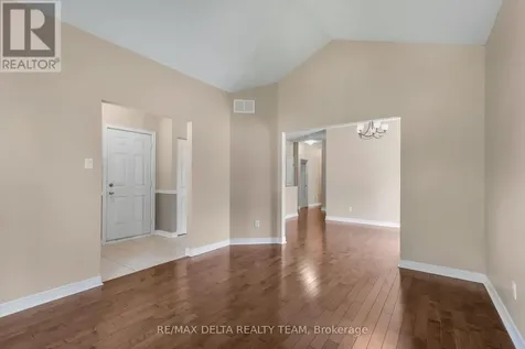979 Como Crescent Ottawa ON K4A 3Z6