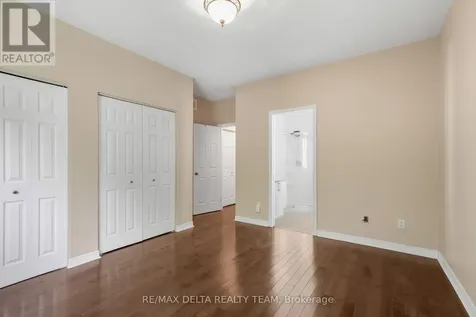 979 Como Crescent Ottawa ON K4A 3Z6