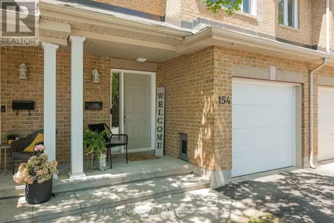 154 Talltree Crescent Ottawa ON K2S 0B1