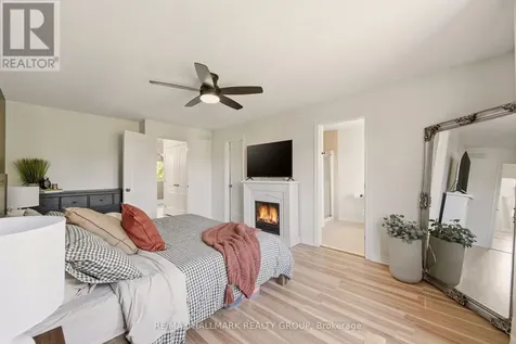 154 Talltree Crescent Ottawa ON K2S 0B1
