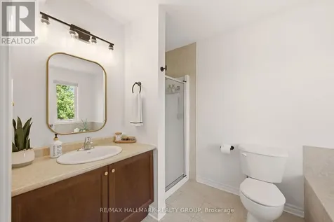 154 Talltree Crescent Ottawa ON K2S 0B1
