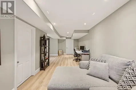 154 Talltree Crescent Ottawa ON K2S 0B1