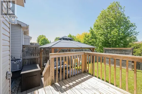 154 Talltree Crescent Ottawa ON K2S 0B1