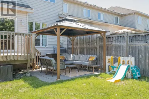 154 Talltree Crescent Ottawa ON K2S 0B1