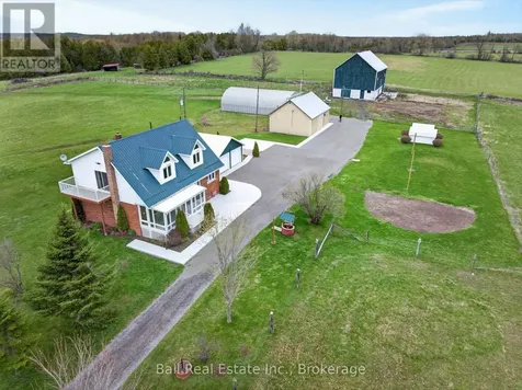1425 Tara Road Selwyn ON K0L 1T0