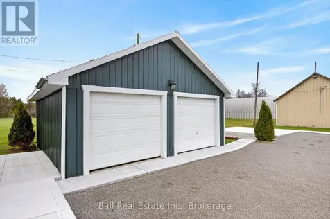 1425 Tara Road Selwyn ON K0L 1T0