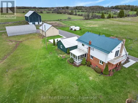 1425 Tara Road Selwyn ON K0L 1T0