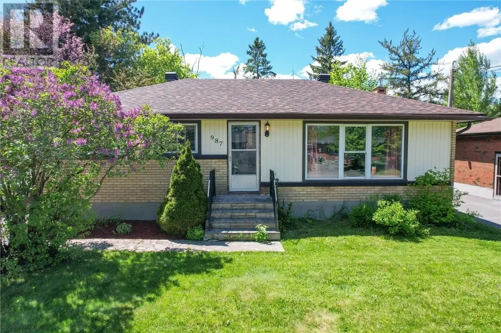 987 Blenheim Avenue Sudbury ON P3A 3K7