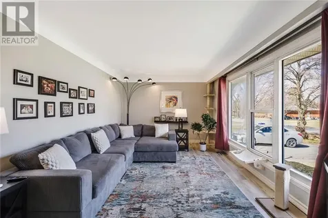 987 Blenheim Avenue Sudbury ON P3A 3K7