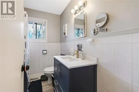 987 Blenheim Avenue Sudbury ON P3A 3K7