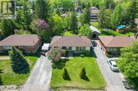 987 Blenheim Avenue Sudbury ON P3A 3K7