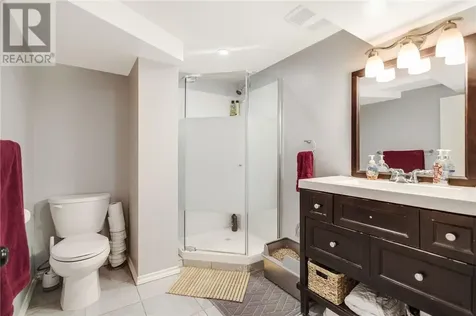 987 Blenheim Avenue Sudbury ON P3A 3K7