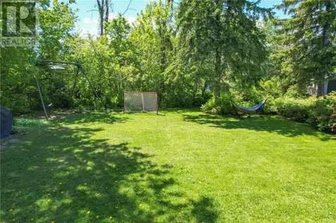 987 Blenheim Avenue Sudbury ON P3A 3K7